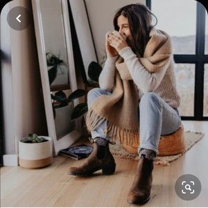 Blundstone heeled boot